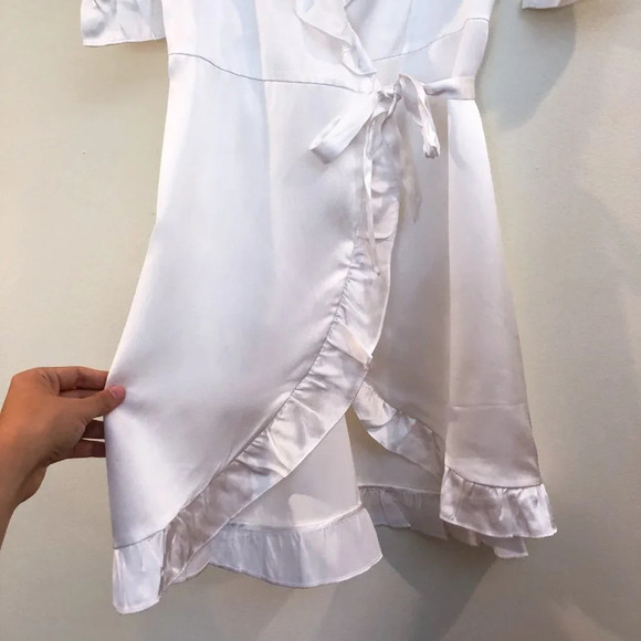 Hill House 100% Silk Nima Satin White Ruffled Sheer V Neck Wrap Mini Dress S NWT - Picture 3 of 11